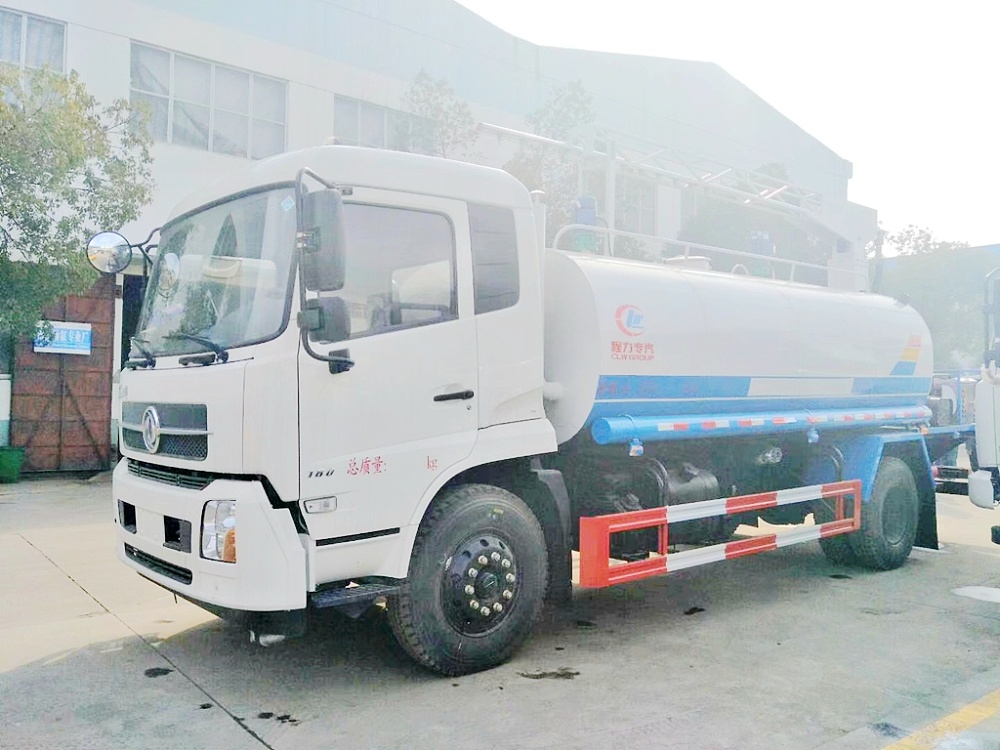 東風(fēng)天錦鐵路專用抑塵灑車