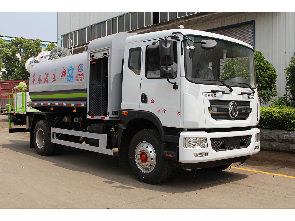 東風(fēng)多利卡D9抑塵車(chē)(國(guó)六10立方/50-100米霧炮)