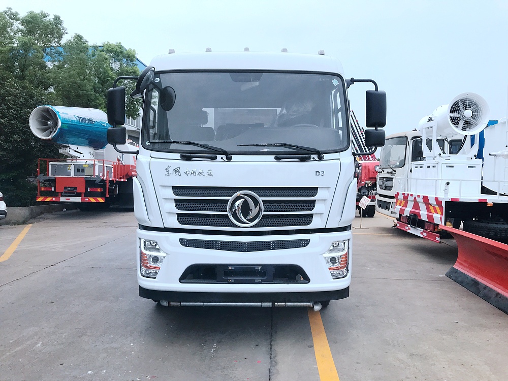 東風(fēng)專底抑塵噴霧車