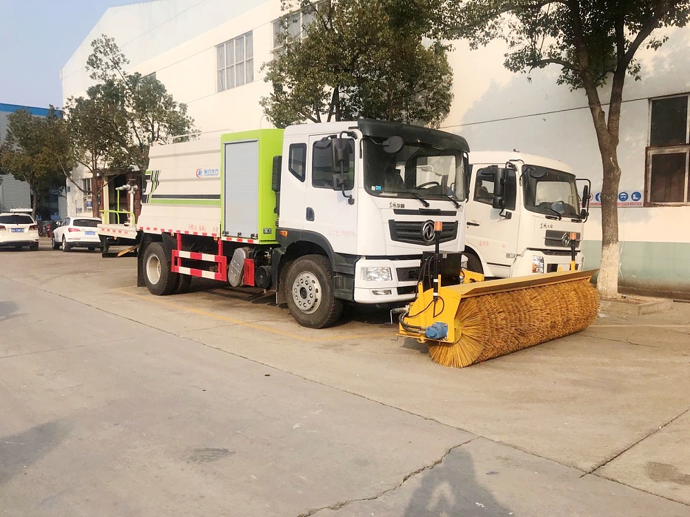 東風華神T5噴霧霧炮車(國六10立方/50-100米霧炮)