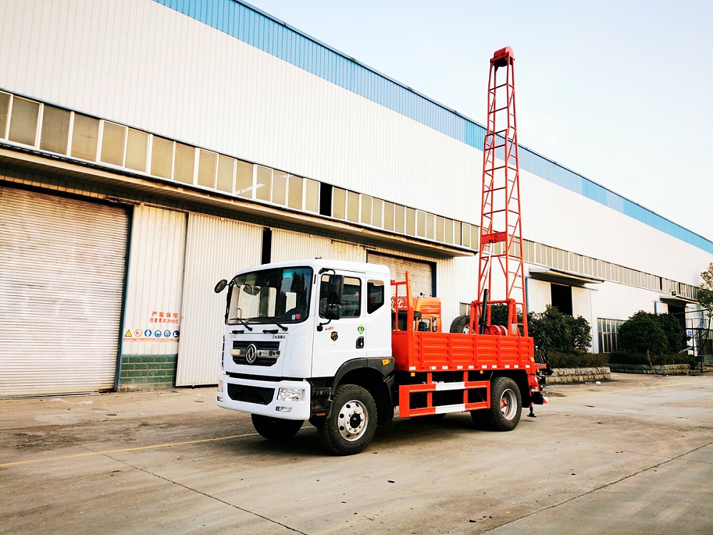 東風(fēng)多利卡D9地質(zhì)勘查鉆井車(chē)